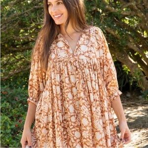 Natural Life Aimee Floral Tan and Cream Tunic
